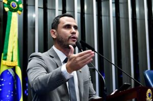 Aliança Falcão-Cleitinho reorganiza direita mineira rumo a 2026