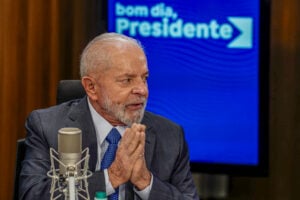 Lula busca novo aliado na Câmara para conter avanço da direita