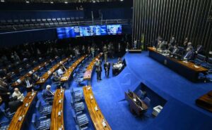 Senado para representar votação da CPI do Crime