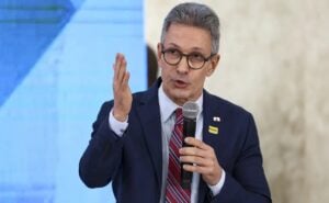 Zema falando