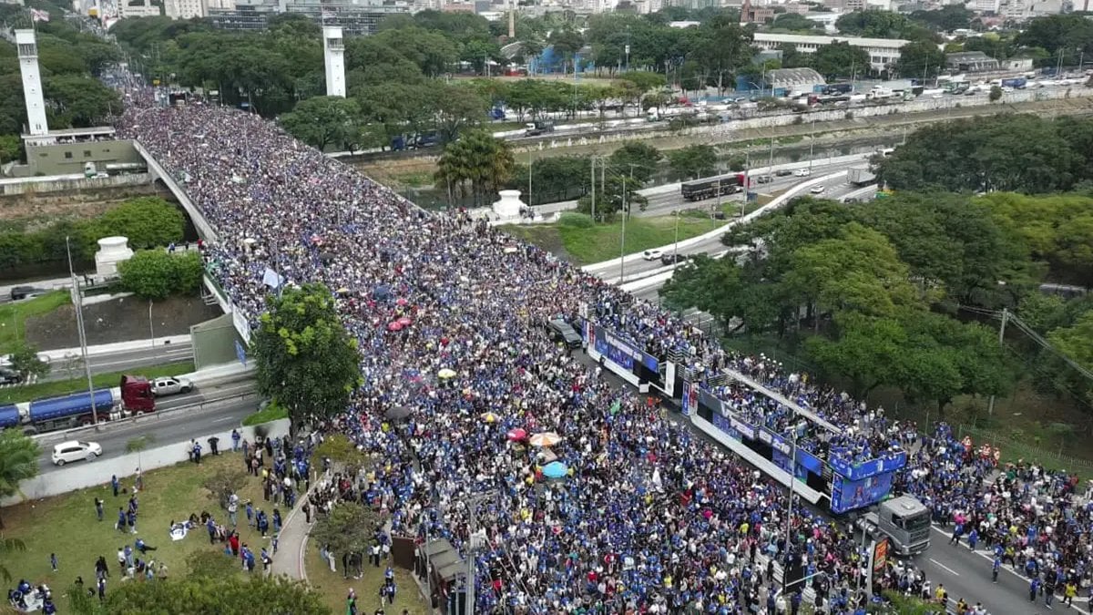 Marcha para Jesus reúne lideranças políticas em meio à repercussão do caso Master 1 Marcha para Jesus reúne lideranças