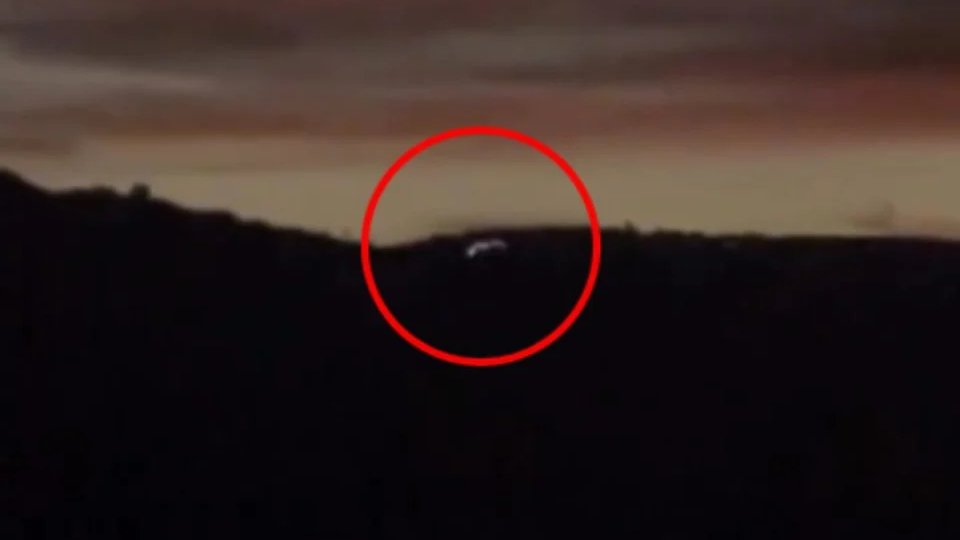 Influenciador avista suposto OVNI em Campo Largo