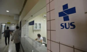 Mais da metade dos remédios judicializados já deveria estar no SUS