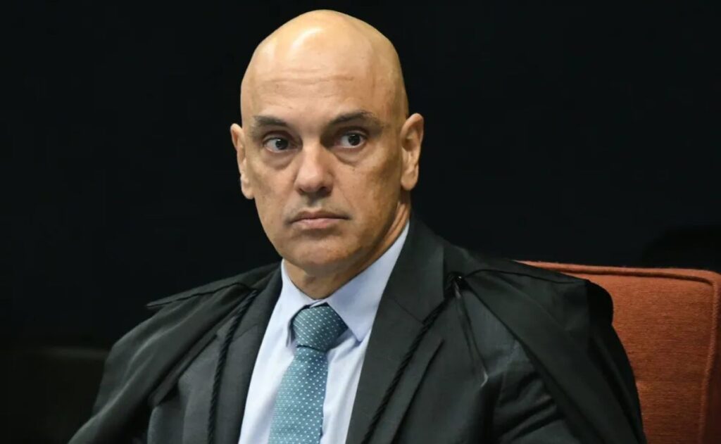 Moraes marca depoimento de Flávio em investigação sobre post em rede social 1 alexandre de moraes stf