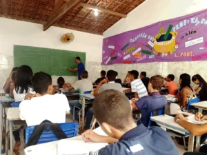 Portal Fio Diário 10 Estudo aponta que 37% dos brasileiros não concluíram a educação básica