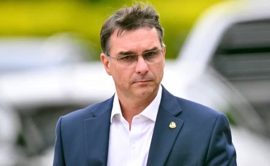 Flávio defende castração química para estupradores e pedófilos 1 Flávio defende castração química para estupradores e pedófilos