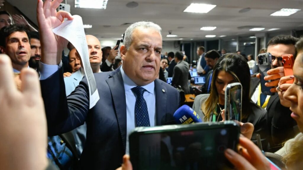 Quem é Alfredo Gaspar, vice escolhido por Flávio Bolsonaro 2 Quem é Alfredo Gaspar, vice escolhido por Flávio Bolsonaro