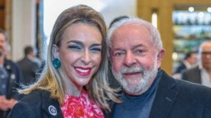 Fotos de Lula com Roberta Luchsinger viram arma contra petista
