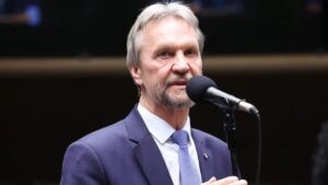 Pedro Uczai sofre AVC durante reunião de líderes na Câmara