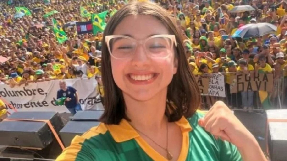 Eduarda Campopiano: quem é a jovem que bateu 1,9 milhão de votos