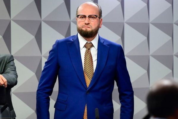 Nelson Wilians é alvo de operação sobre suposta fraude
