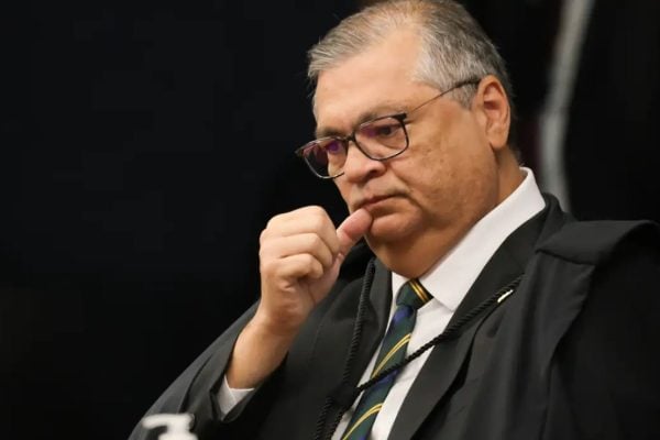 STF entra em recesso e adia julgamentos importantes para agosto