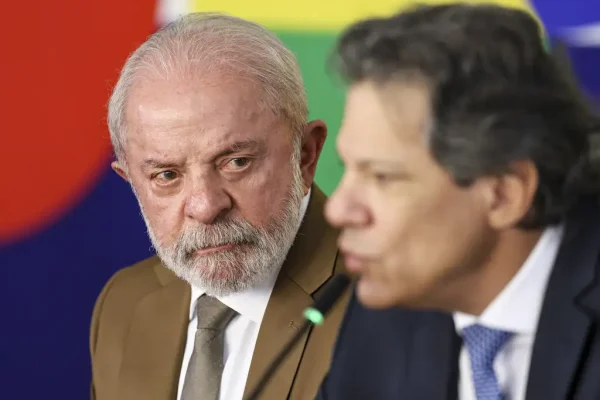 Governo encerra subsídio do diesel e gasolina entra na mira para ser a próxima