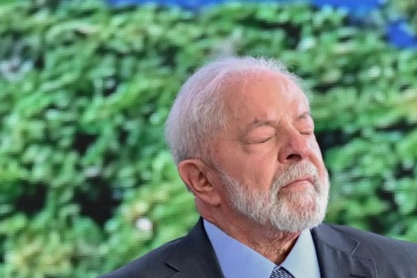 Lula reacende debate por censura e liberdade de expressão