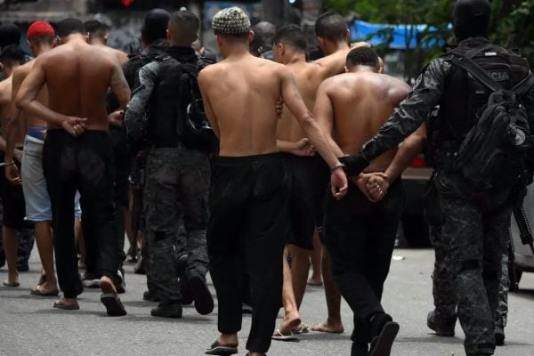 Brasileiros apoiam que PCC e CV sejam terroristas